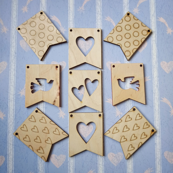 Прапорці Love2