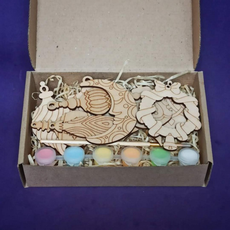 Новорічні прикраси